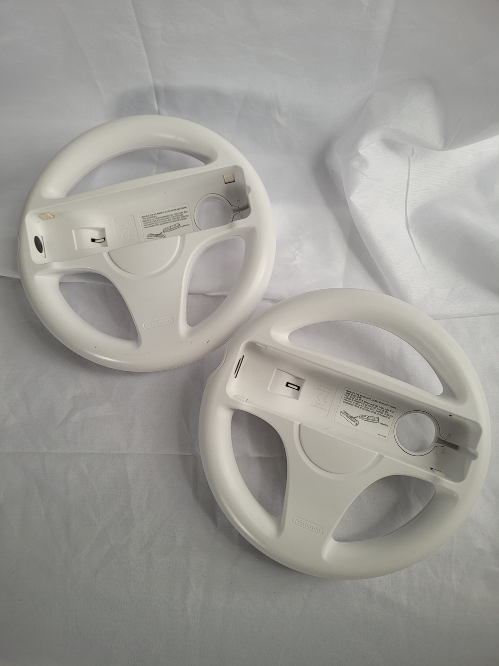 Nintendo Wii Steering Wheel Pair - White